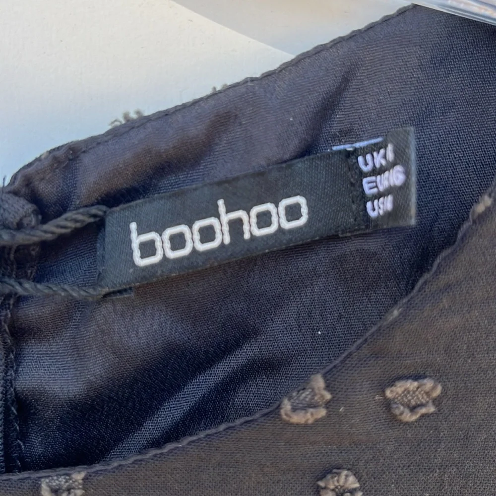 Boohoo Dobby Frill Detail Mini Skater Dress - Picture 2 of 5